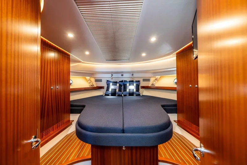 Slide: The Image of Nimbus 405 Coupe 2021 - 34