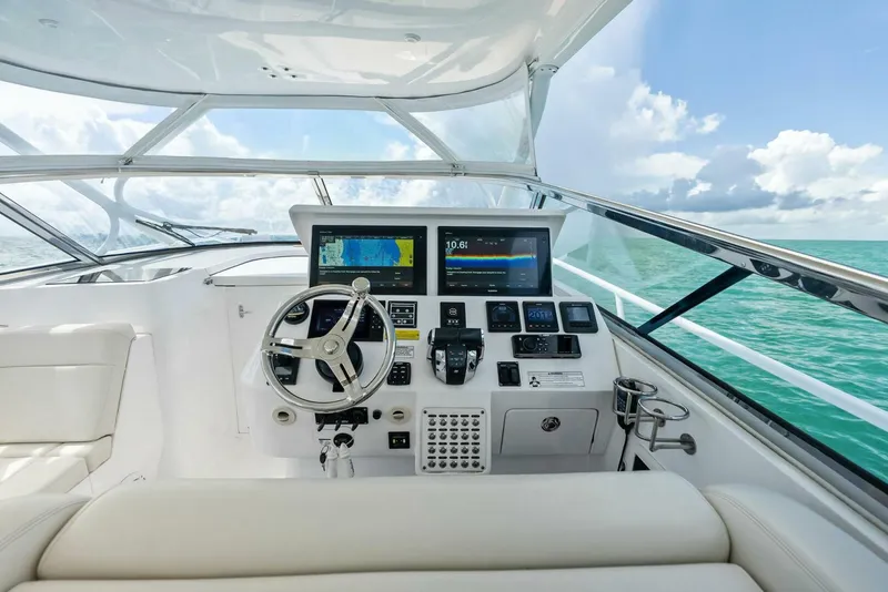 Slide: The Image of Intrepid 430 Sport Yacht 2018 - 26