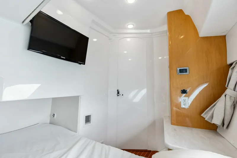 Slide: The Image of Intrepid 430 Sport Yacht 2018 - 41