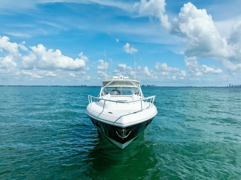 Slide: The Image of Intrepid 430 Sport Yacht 2018 - 5