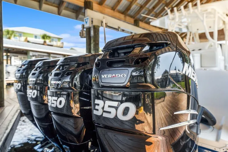 Slide: The Image of Yellowfin 39 Offshore 2013 - 42