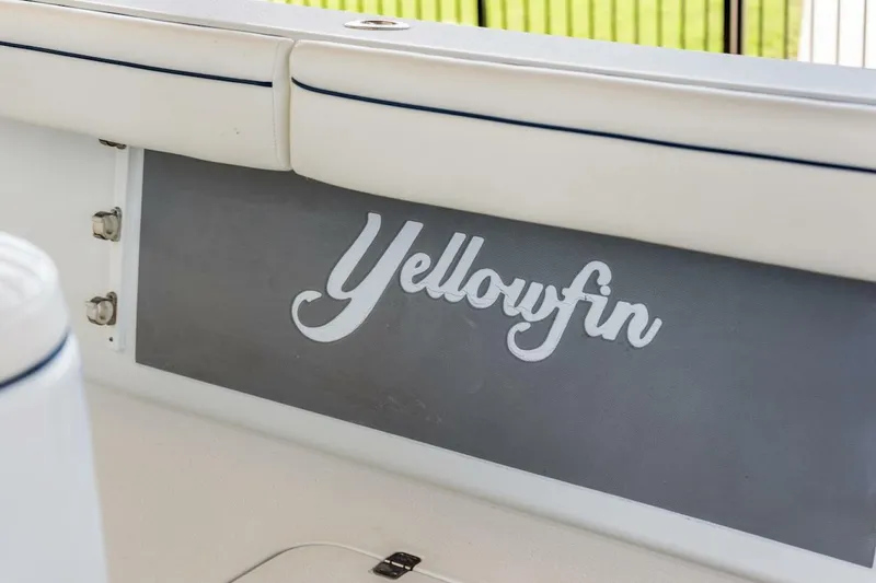 Slide: The Image of Yellowfin 39 Offshore 2013 - 62