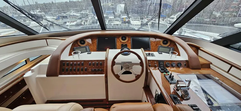 Slide: The Image of Neptunus Royale 55 2006 - 10