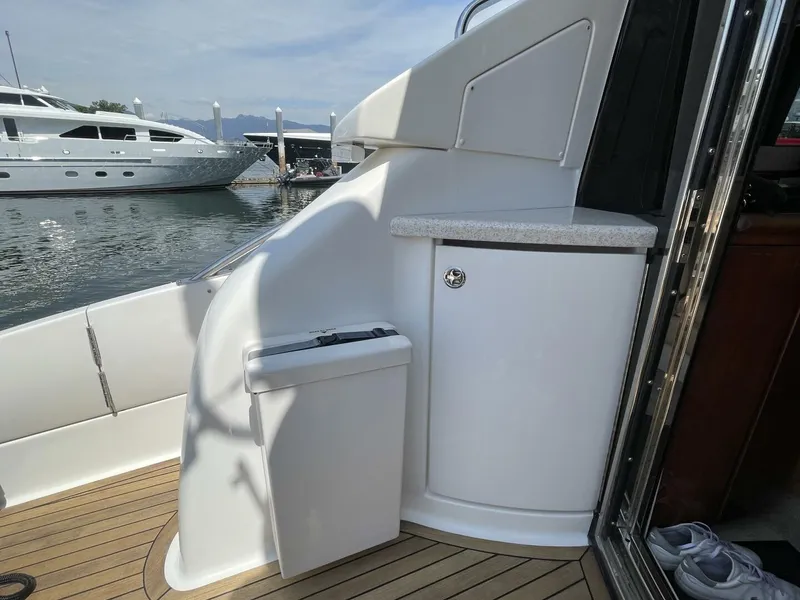 Slide: The Image of Neptunus Royale 55 2006 - 8
