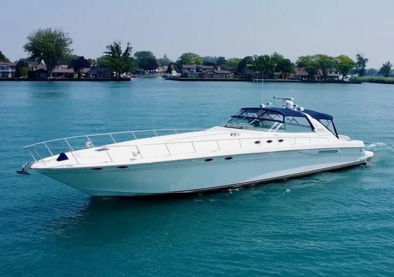 Slide: The Image of Sea Ray 630 Super Sun Sport 1998 - 13