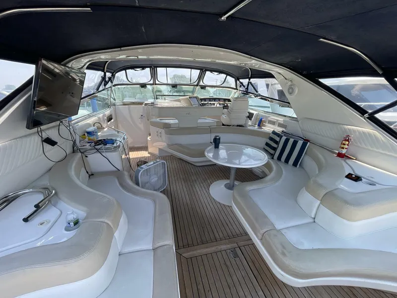 Slide: The Image of Sea Ray 630 Super Sun Sport 1998 - 25