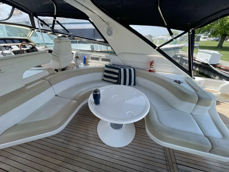 Slide: The Image of Sea Ray 630 Super Sun Sport 1998 - 26