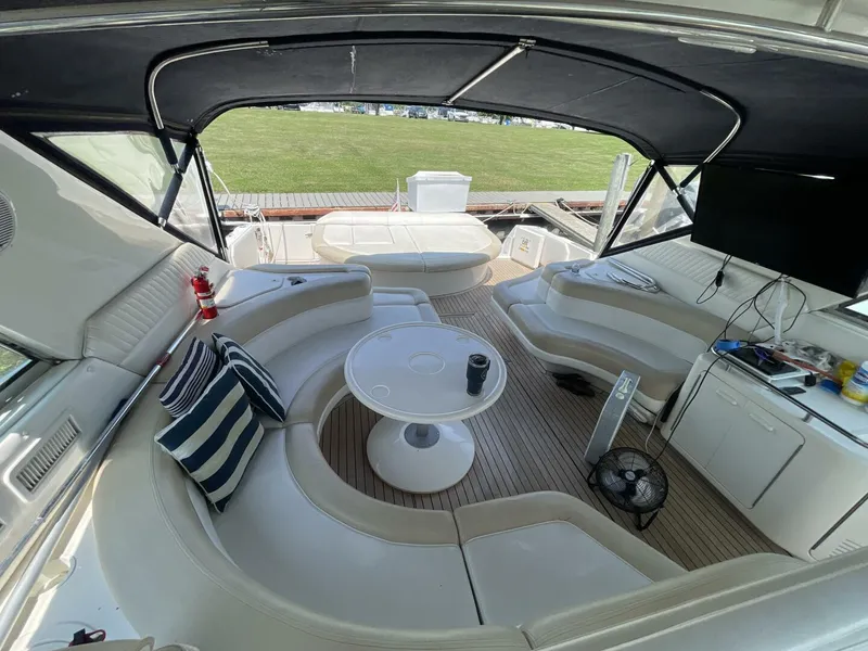 Slide: The Image of Sea Ray 630 Super Sun Sport 1998 - 41