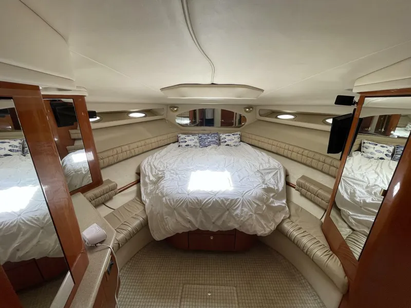 Slide: The Image of Sea Ray 630 Super Sun Sport 1998 - 64