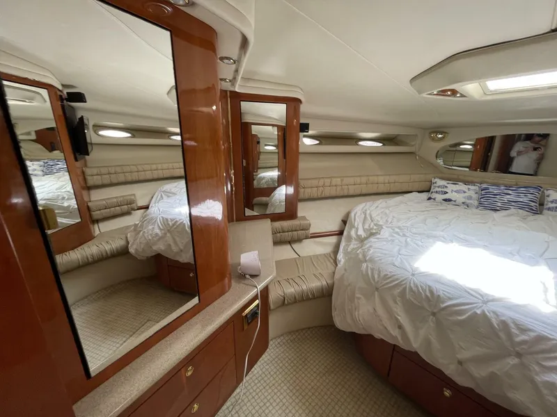 Slide: The Image of Sea Ray 630 Super Sun Sport 1998 - 65