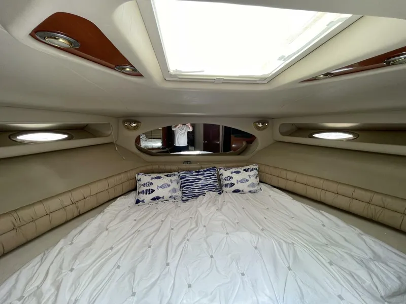 Slide: The Image of Sea Ray 630 Super Sun Sport 1998 - 67