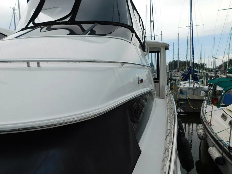 Slide: The Image of Carver Yachts 44 CPMY 2003 - 13