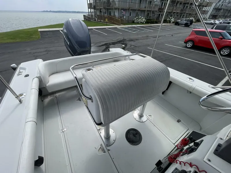 Slide: The Image of Boston Whaler 21 Outrage 1993 - 20