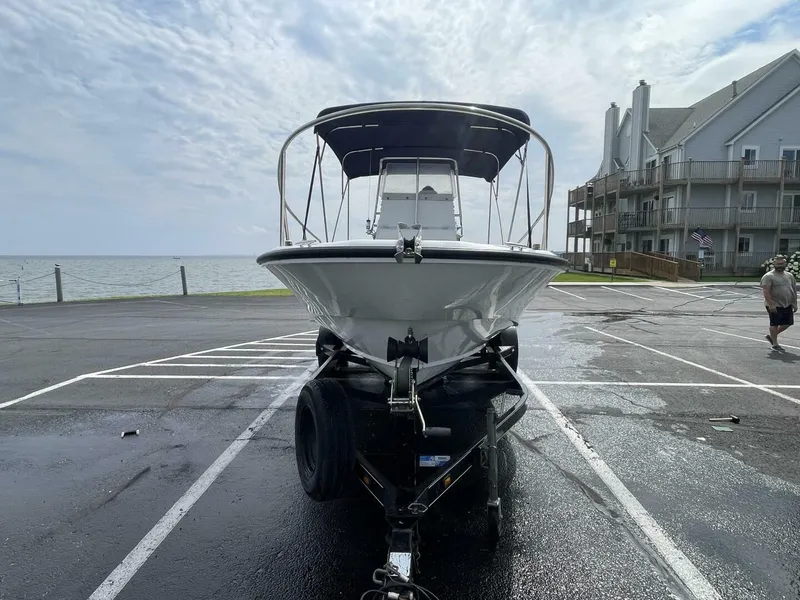 Slide: The Image of Boston Whaler 21 Outrage 1993 - 3