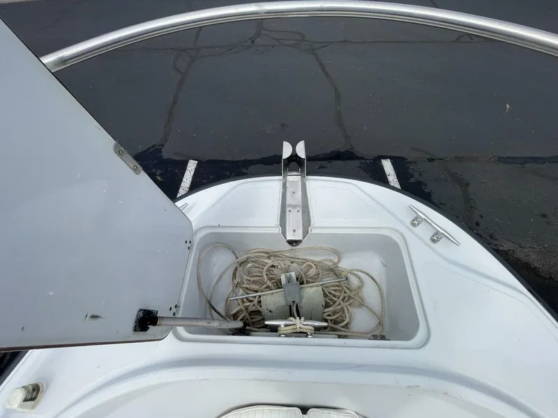 Slide: The Image of Boston Whaler 21 Outrage 1993 - 30