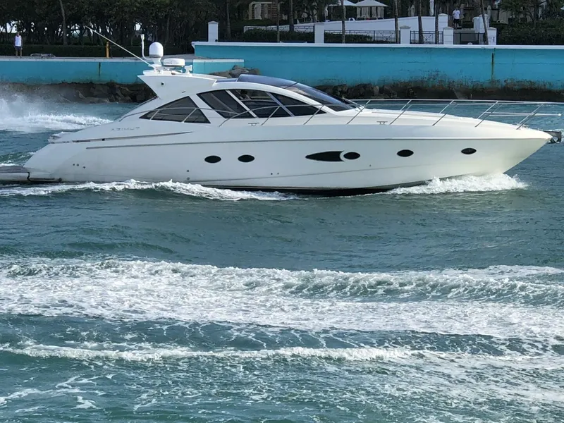 The Image of Azimut Atlantis 54 2010 - 0