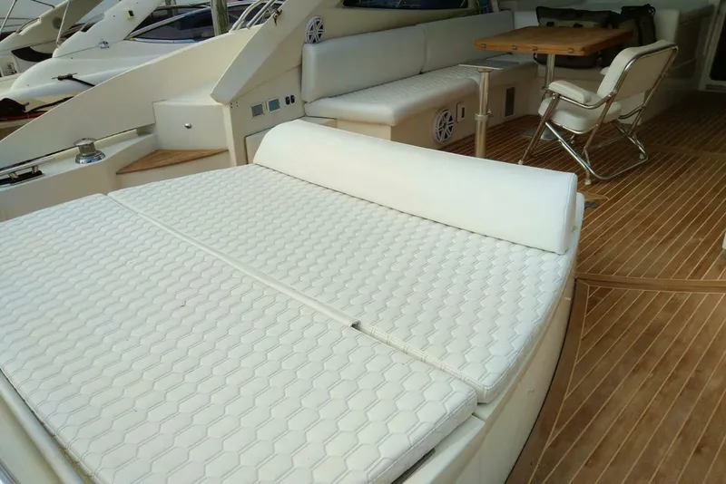 Slide: The Image of Azimut Atlantis 54 2010 - 11