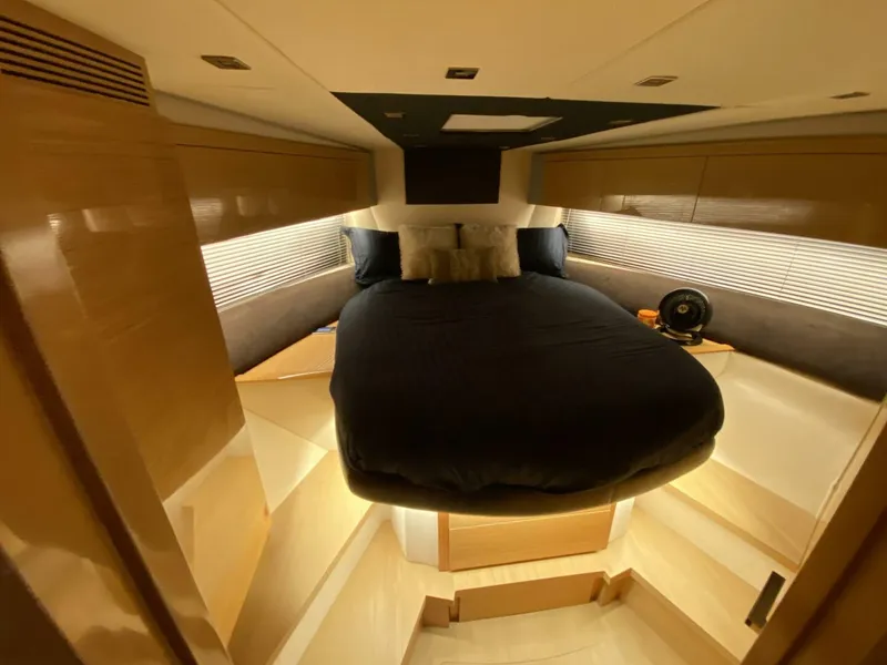 Slide: The Image of Azimut Atlantis 54 2010 - 23