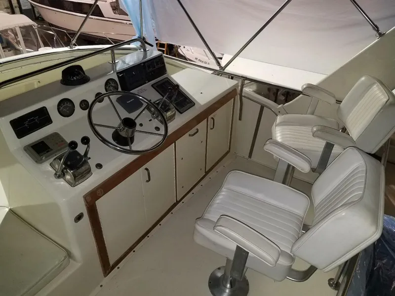 Slide: The Image of Chris-Craft 360 Commander Sport Fish 1979 - 11