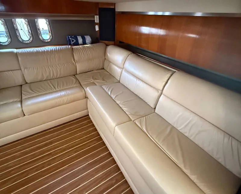 Slide: The Image of Cruisers 420 Express 2006 - 17