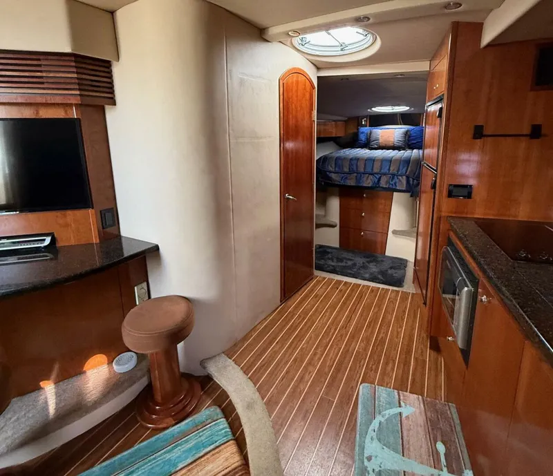 Slide: The Image of Cruisers 420 Express 2006 - 24