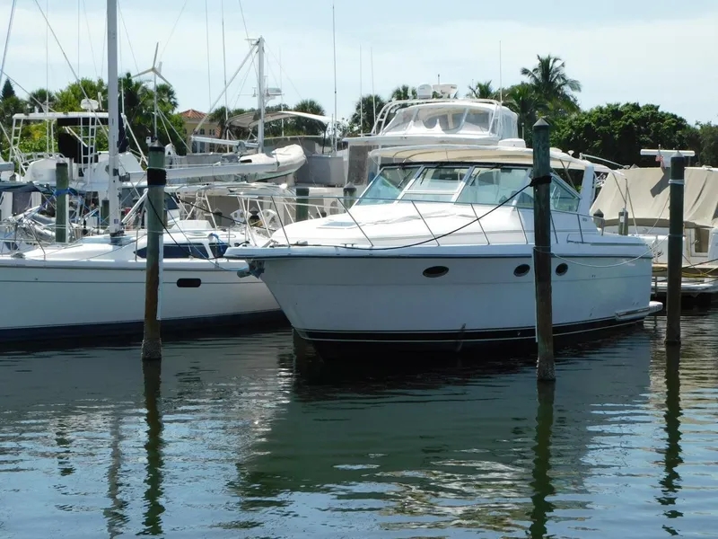 Slide: The Image of Tiara 3500 Express 2001 - 39