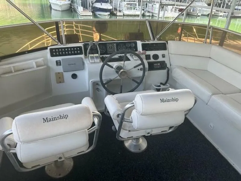 Slide: The Image of Mainship 47 Motor Yacht 1993 - 10