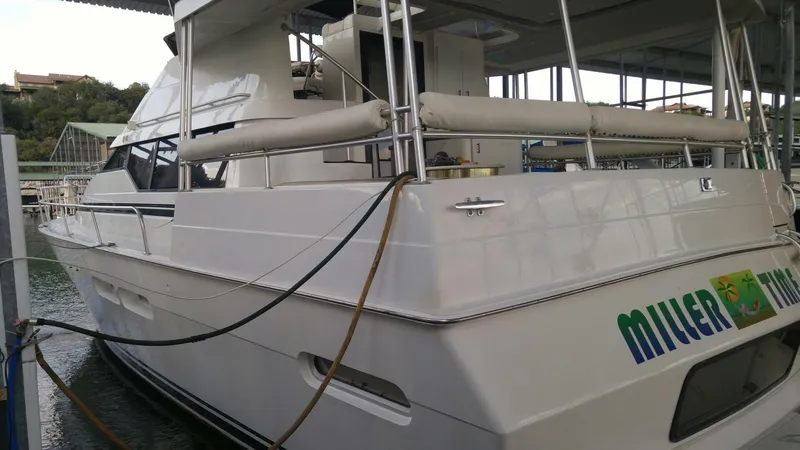 Slide: The Image of Mainship 47 Motor Yacht 1993 - 2