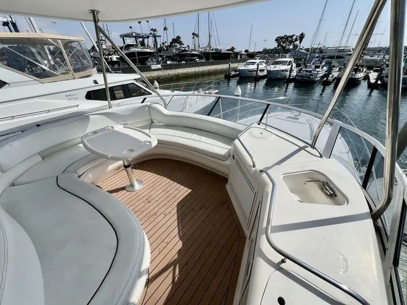 Slide: The Image of Sea Ray 560 Sedan Cruiser 2002 - 18