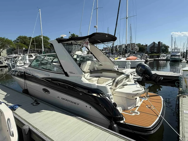 The Image of Monterey 280 SCR 2013 - 0