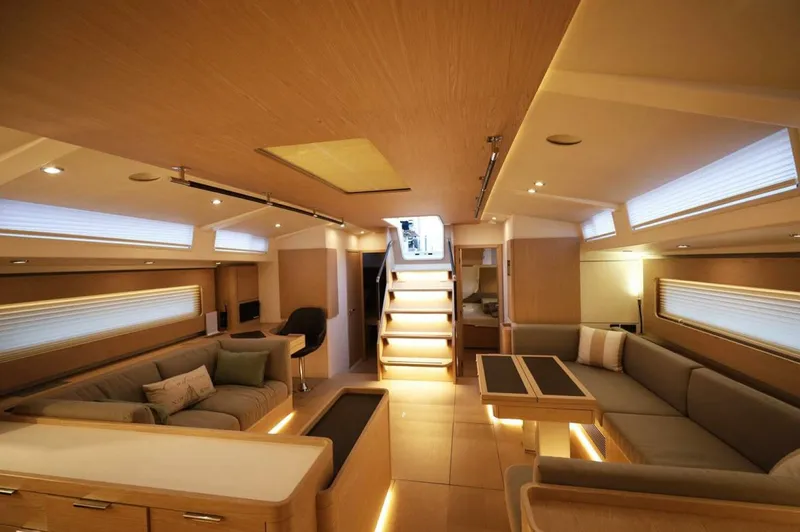 Slide: The Image of Beneteau Oceanis 60 2023 - 23