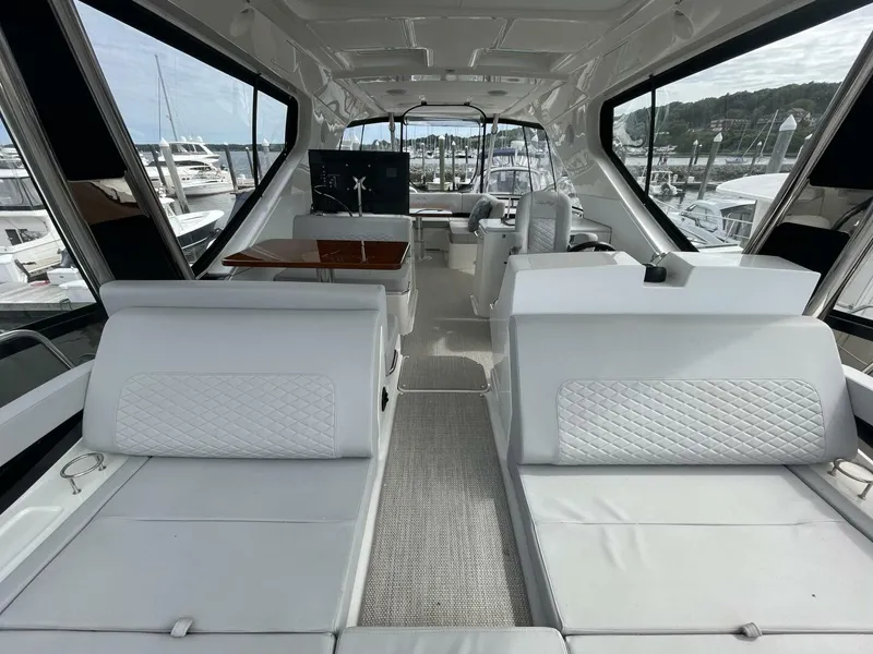 Slide: The Image of Sea Ray L59 Fly 2017 - 46