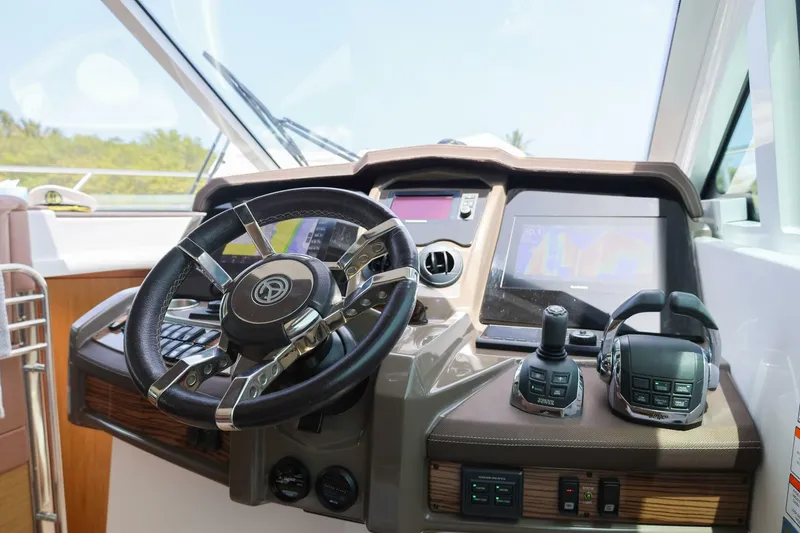Slide: The Image of Cruisers 45 Cantius 2014 - 52
