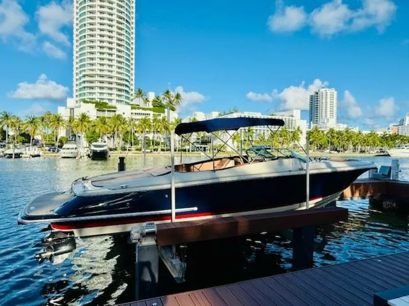 Slide: The Image of Chris-Craft Launch 32 2015 - 3