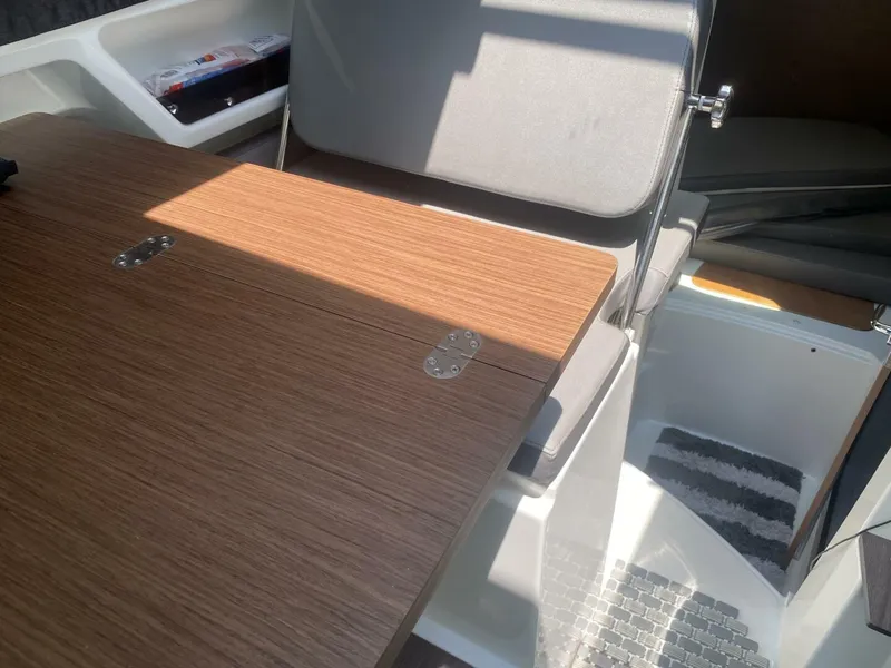 Slide: The Image of Beneteau Antares 8 2023 - 19