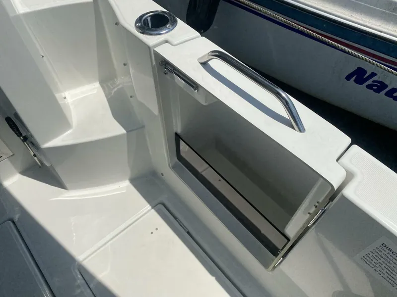 Slide: The Image of Beneteau Antares 8 2023 - 9