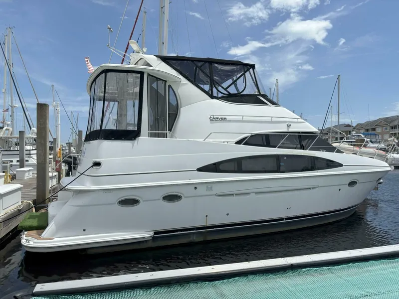 Slide: The Image of Carver Yachts 396 Aft Cabin MY 2001 - 3