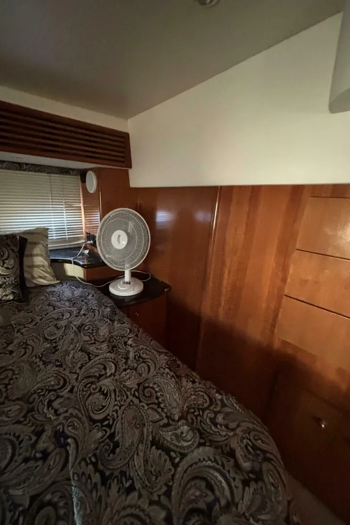 Slide: The Image of Carver Yachts 396 Aft Cabin MY 2001 - 65