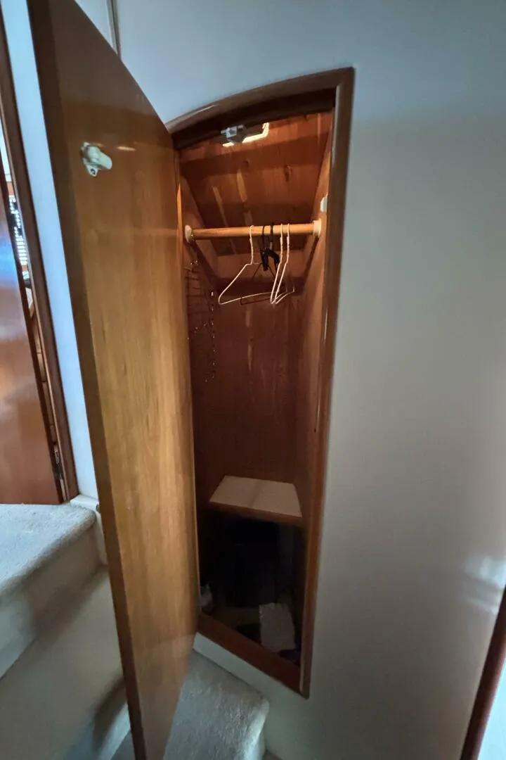 Slide: The Image of Carver Yachts 396 Aft Cabin MY 2001 - 67