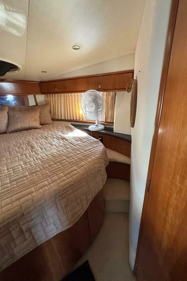 Slide: The Image of Carver Yachts 396 Aft Cabin MY 2001 - 76