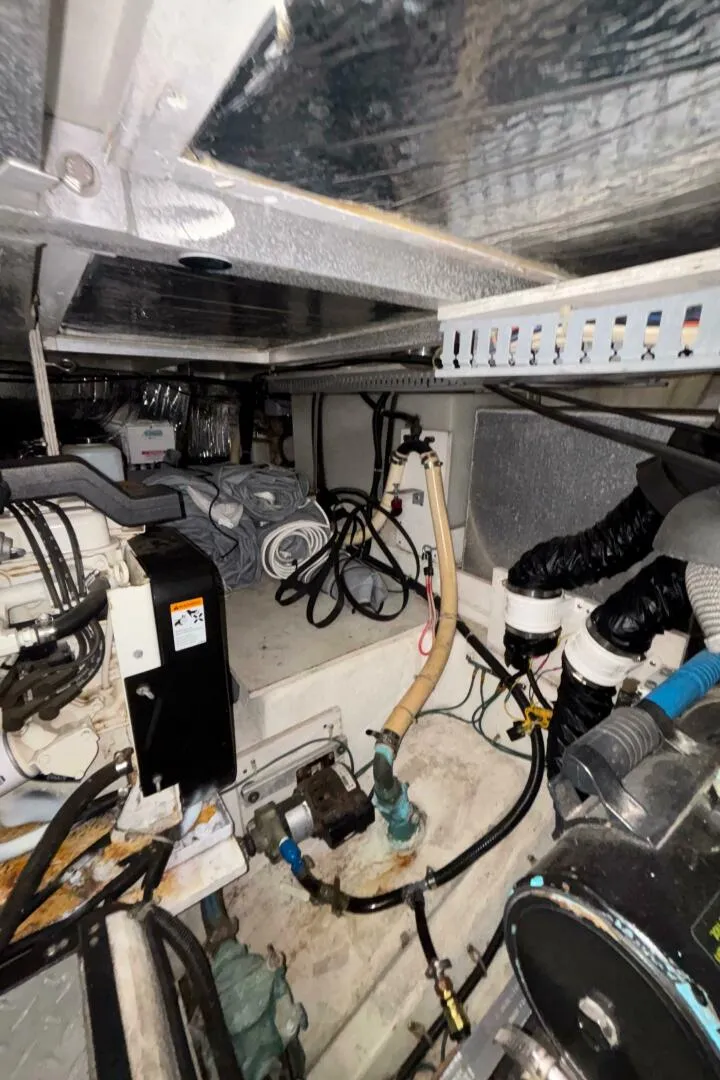 Slide: The Image of Carver Yachts 396 Aft Cabin MY 2001 - 89
