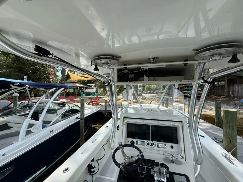 Slide: The Image of Egret 290 Offshore 2018 - 10