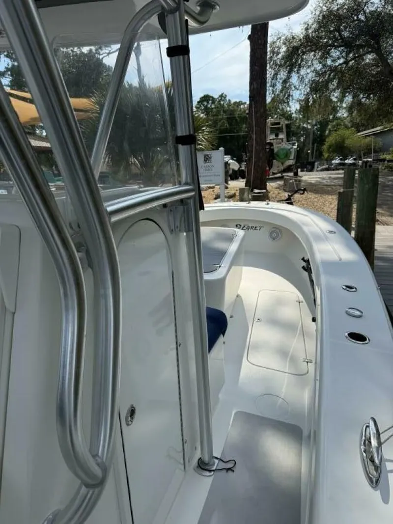 Slide: The Image of Egret 290 Offshore 2018 - 14