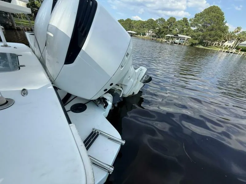 Slide: The Image of Egret 290 Offshore 2018 - 15