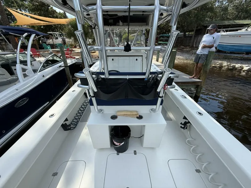 Slide: The Image of Egret 290 Offshore 2018 - 8