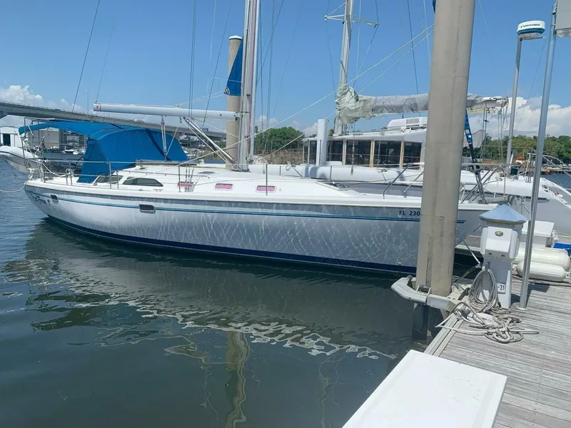 The Image of Catalina 42 Mk II 1995 - 0