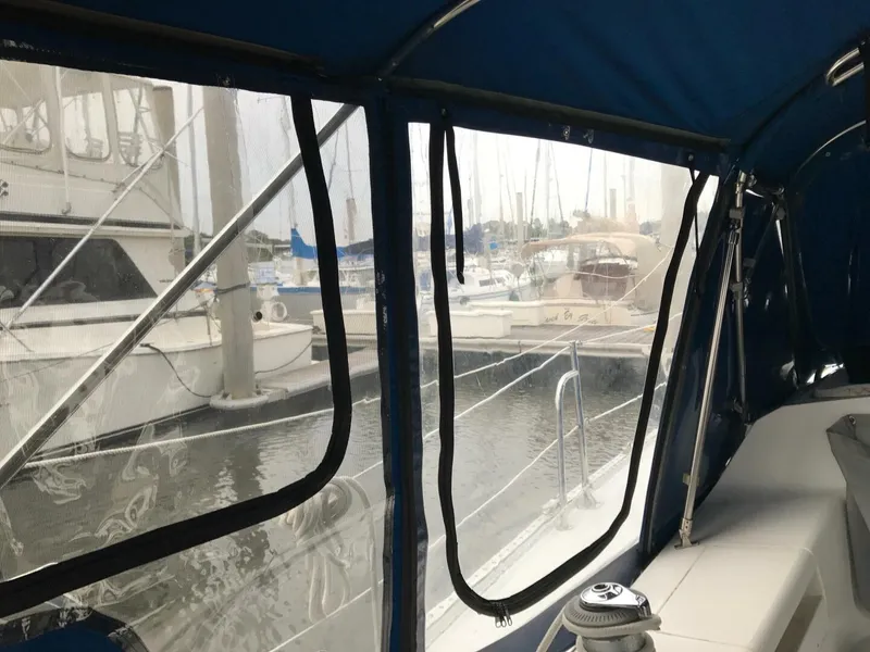 Slide: The Image of Catalina 42 Mk II 1995 - 13