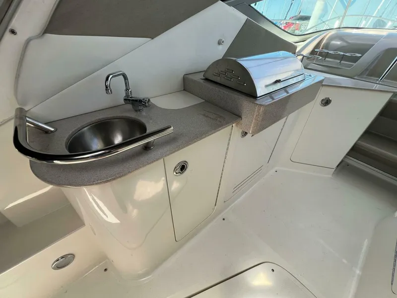 Slide: The Image of Sea Ray 310 Sundancer 2007 - 6