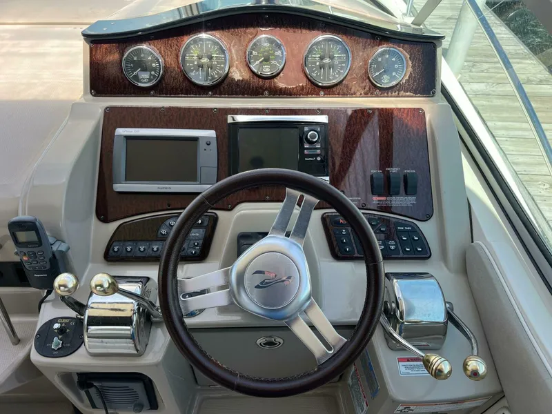 Slide: The Image of Sea Ray 310 Sundancer 2007 - 8