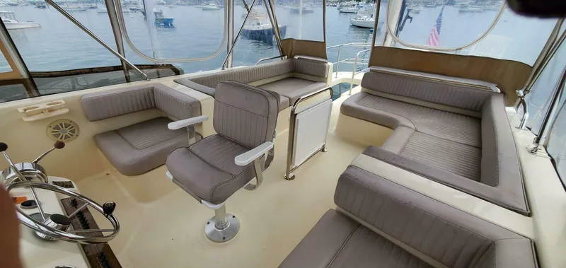 Slide: The Image of Mainship 400 Trawler 2004 - 15